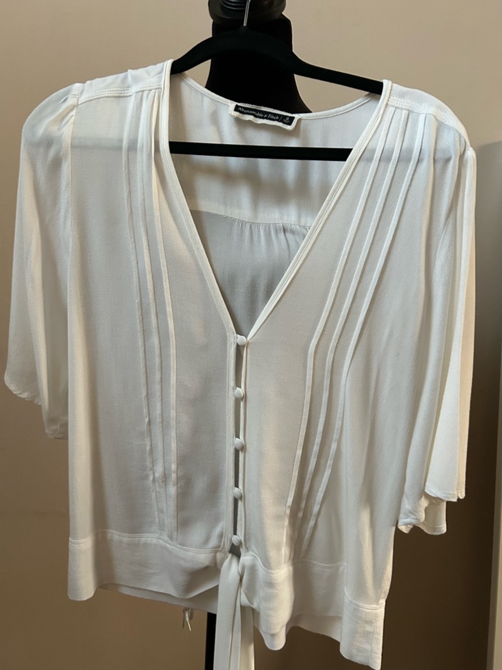 Abercrombie & Fitch Lightweight White V-Neck Button Front Women's Top